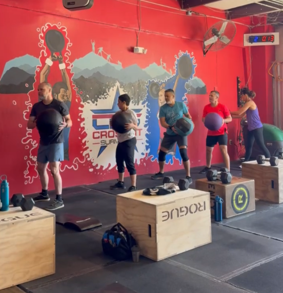 CrossFit wall ball workout